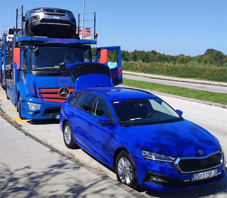 Slika /slike/foto ICPC/foto ICPC T45/4 ICPC T45 14-11_24.jpg